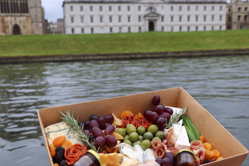 All On Boards Brand New Picnic Boxes Let s Go Punting all-on-boards-brand-new-picnic-boxes-let-s-go-punting