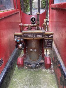 dinky door