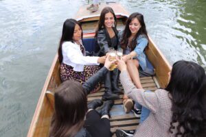 girl group punting