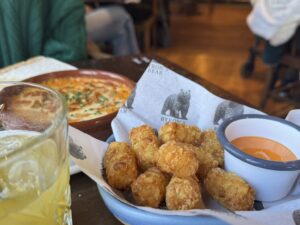 a meal at Byron's Bear Pub at Cambridge with drinks and starters