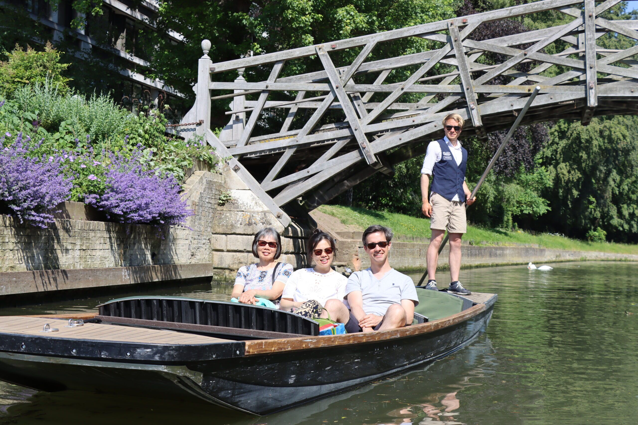 Punting in Spring with Lets Go Punting